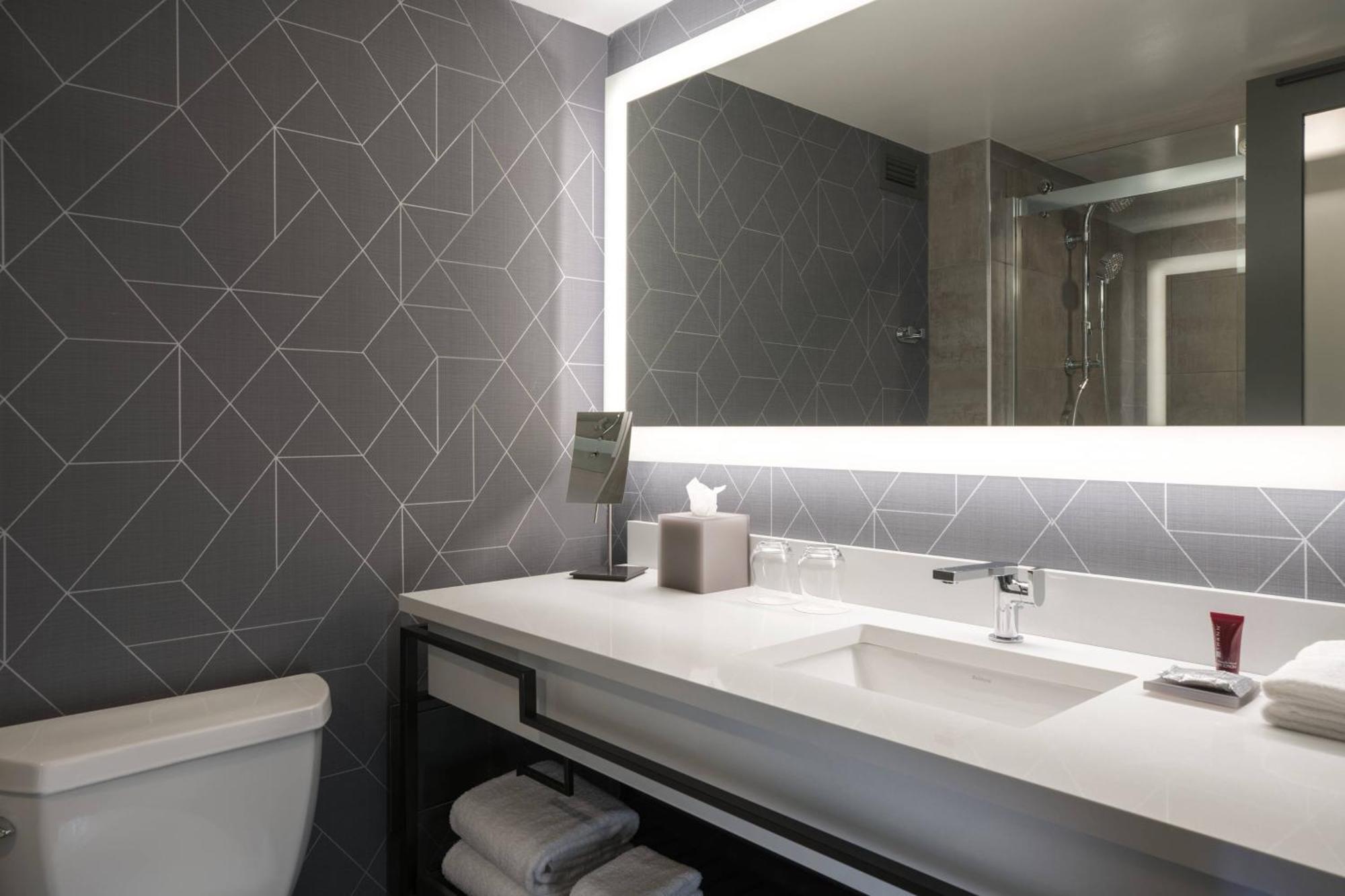 Marriott Old Hotel 4*